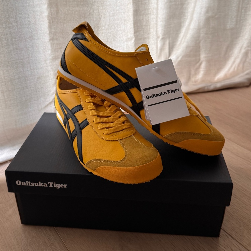 Onitsuka Tiger Mexico 66 Yellow and Black Sneaker